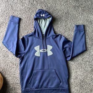 Loose Fit UA Hoodie